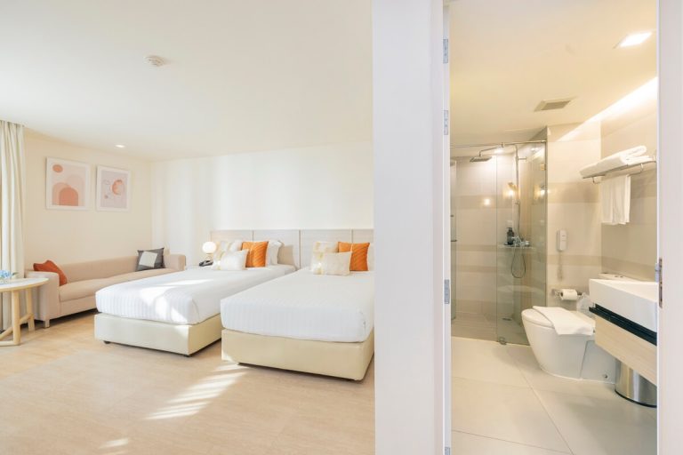  : Deluxe City View Room