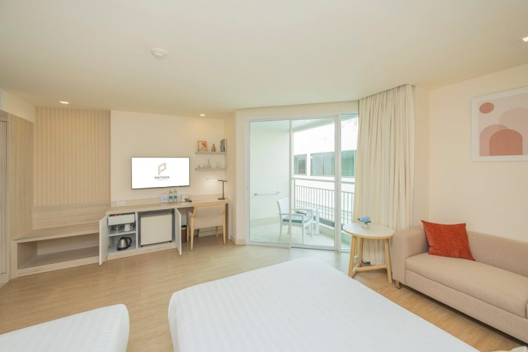  : Deluxe City View Room
