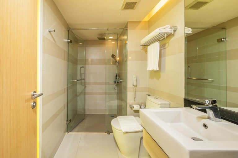  : Deluxe Ocean View Room