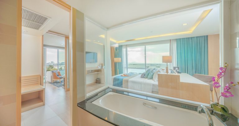  : One Bedroom Suite Ocean View